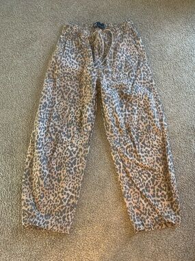 GAP pull on barrel jean